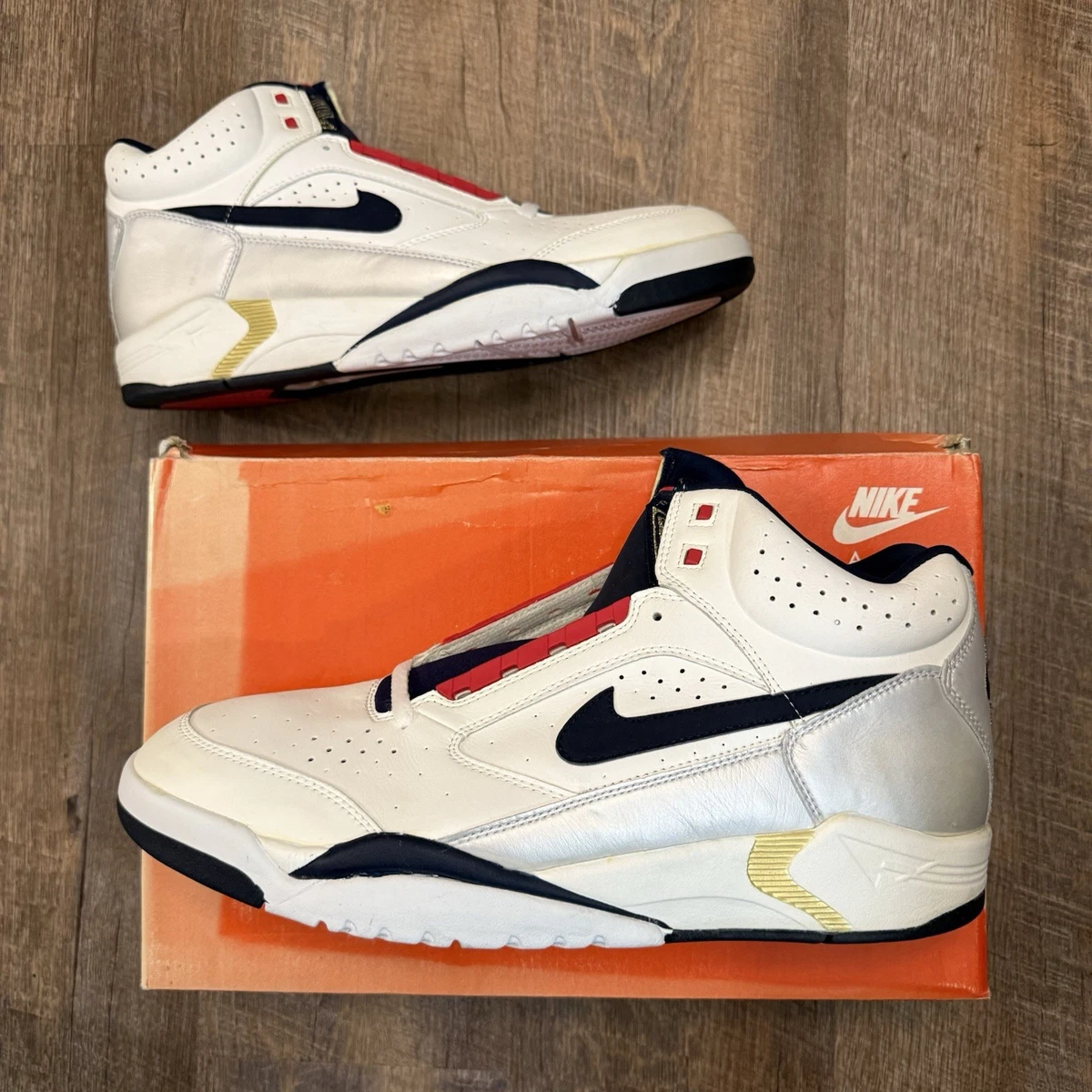 Preços baixos em Nike Flight Lite 15 White | eBay