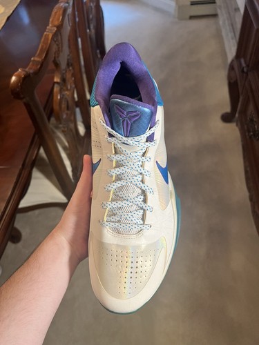 Nike Kobe Zoom V 5 Draft Day White Orion Blue Purple 386429-100 Size 13.5 2009 - Picture 8 of 12