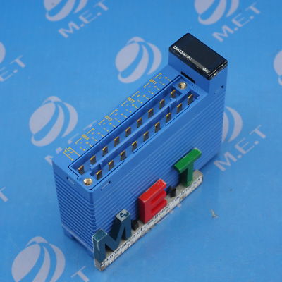 MR-YOKO-01 YOKOGA製D/Aコンバーター F3DA04-1N NEW YOKOGAWA F3DA04-1N D/A CONVERTER F3DA04 24VDC 180MA