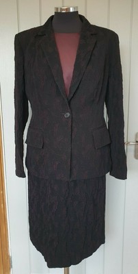 whistles mother of the bride