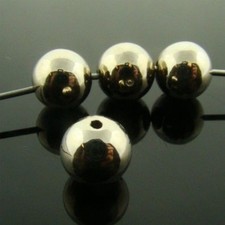 24 VINTAGE SILVER ACRYLIC 8mm. ROUND SMOOTH BEADS 1040