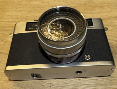 Ricoh 35 S Kamera camera analog vintage Photogtaphica
