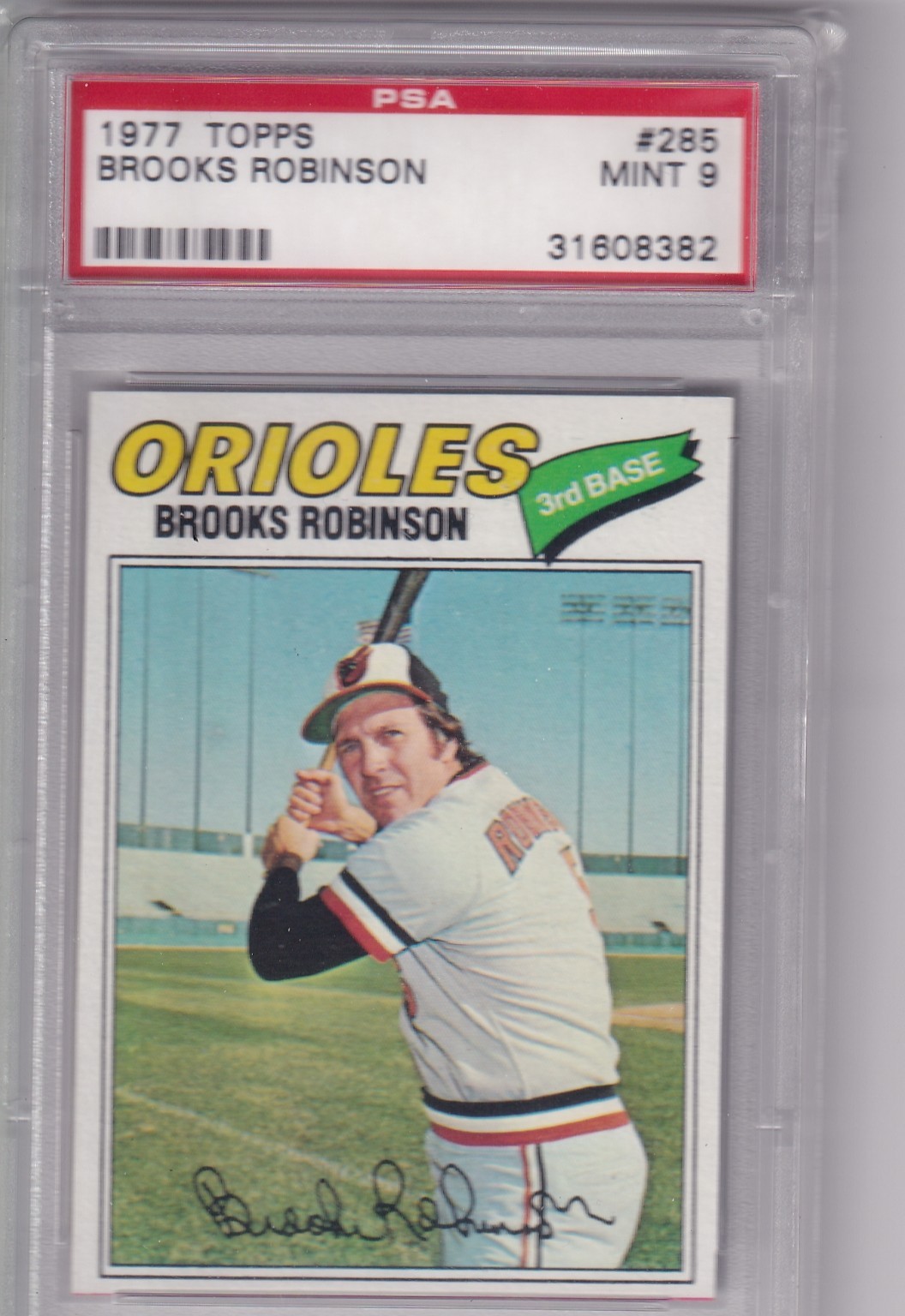 1977 Topps Baseball # 285 Brooks Robinson Orioles PSA 9
