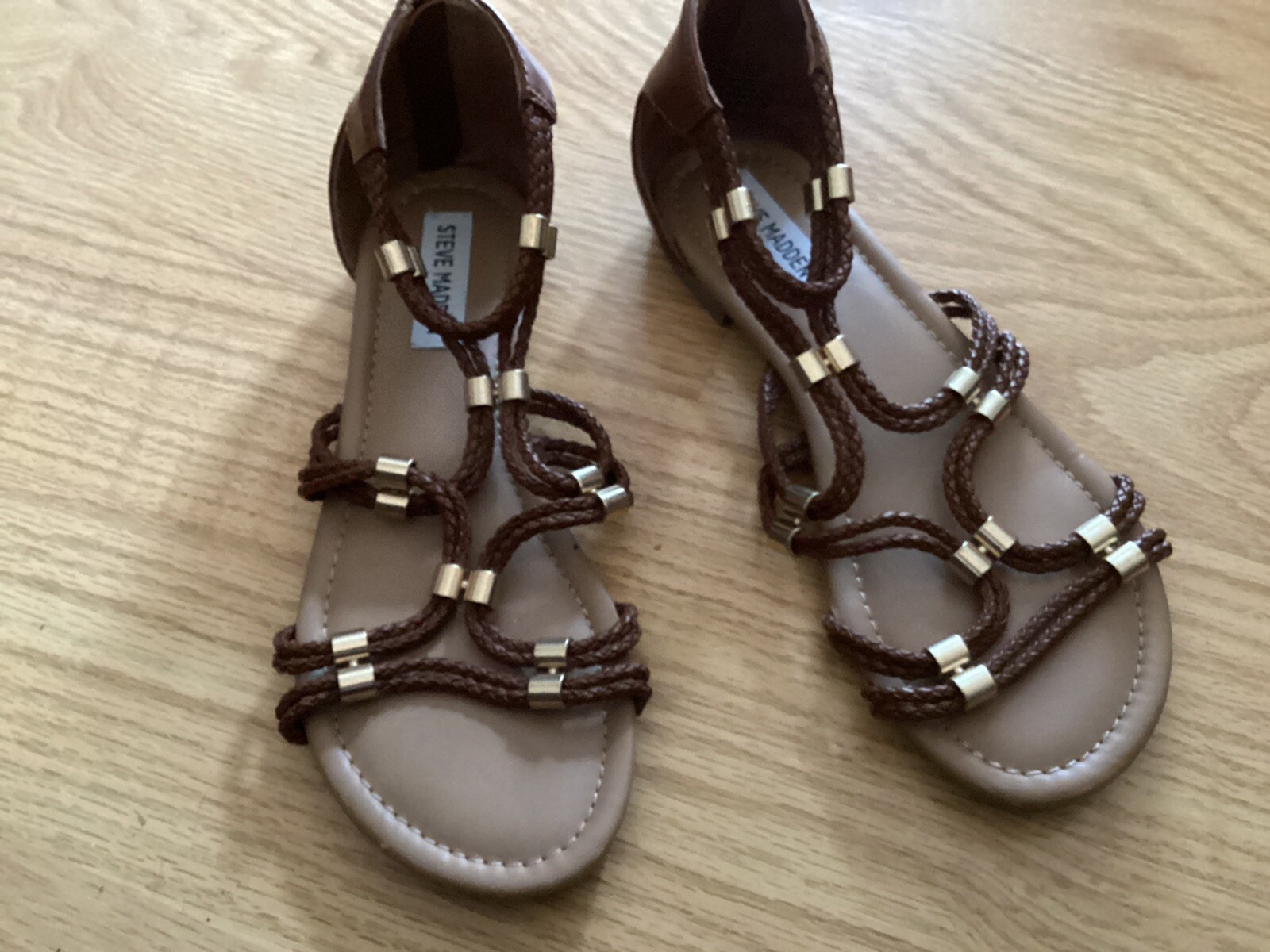 Steve Madden Shoes Solley Flat Sandals Faux Leather Zip Back Size 7 Rope  Accent | eBay