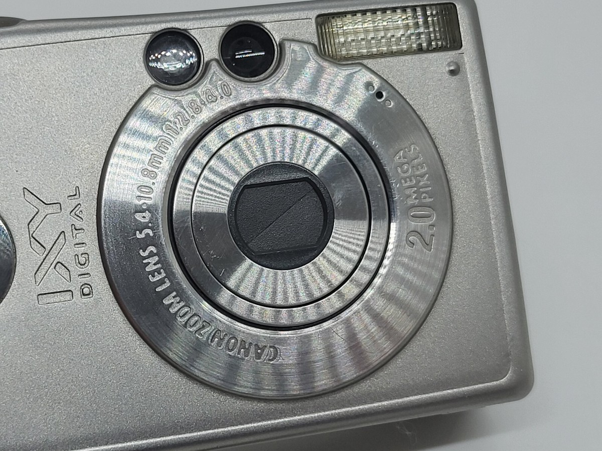 Canon IXY DIGITAL 200A PC1022 | 1-2.9 MP | Silver | Compact Canon IXY DIGITAL 200A PC1022 | 1-2.9 MP | Silver | Compact
