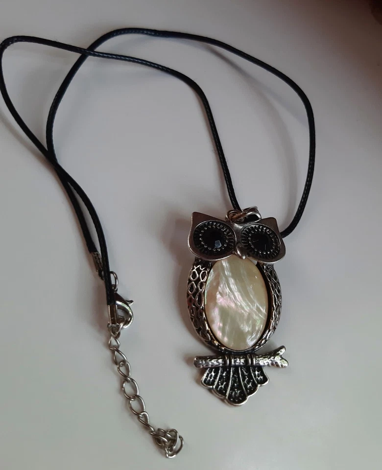Halskette mit Eule Anhänger & Abalone Weiß°. - Bild 3 von 3