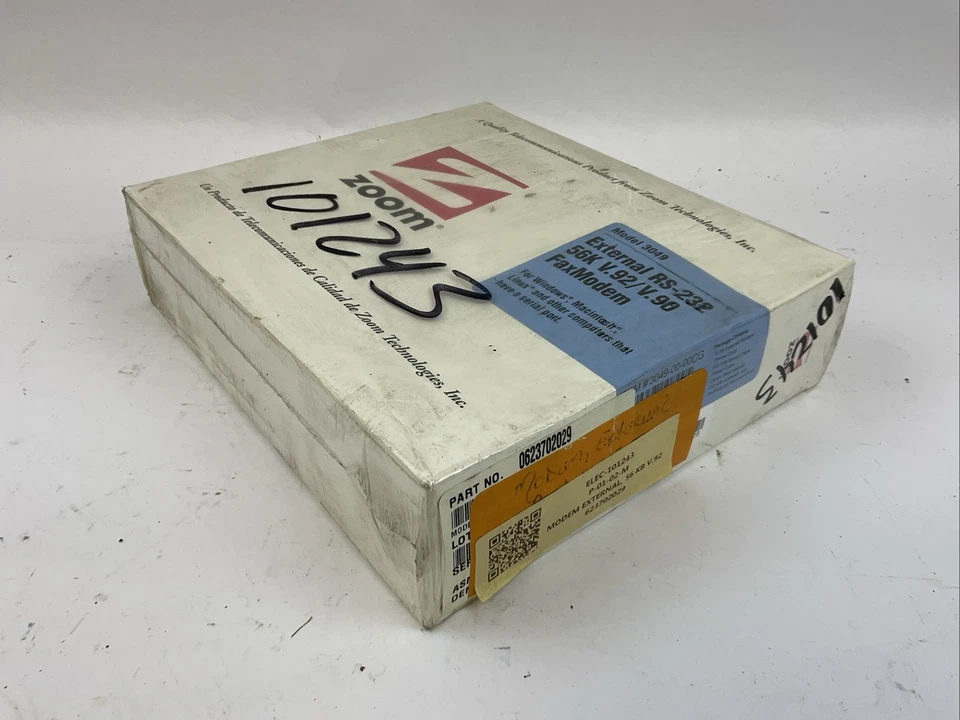 ZOOM MODEL 3049 EXTERNAL RS-232 56K V.92/V.90 FAXMODEM - Image 2 of 3