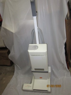 Aerus Electrolux Lux Guardian Upright Vacuum  Model U147F Tested & Working Well