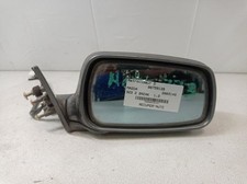 Retroviseur droit (ou coque) Mazda 323