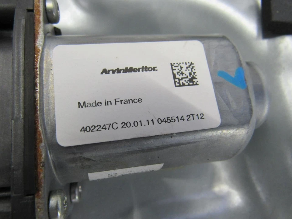 2009 2016 Hyundai Genesis coupe left driver door power window regulator motor OE Foto 4 de 4