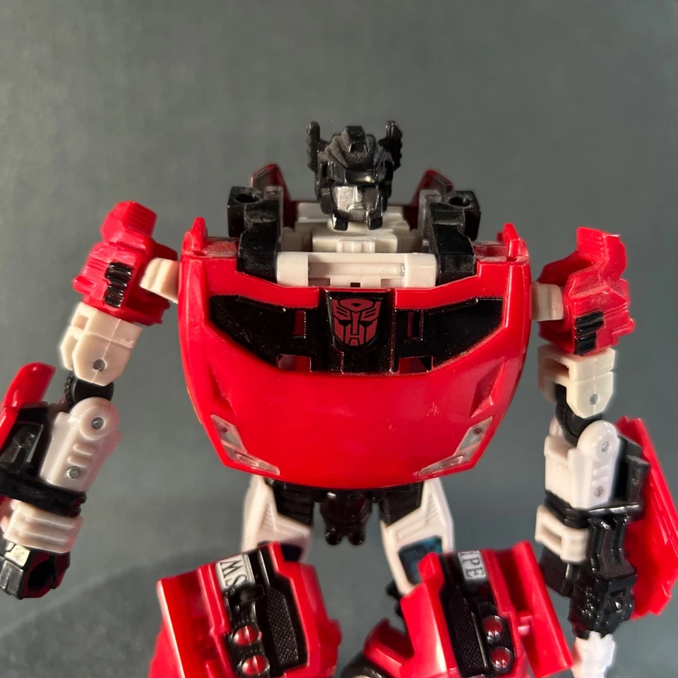 Transformers Universe Deluxe Class Sideswipe Action Figure Hasbro - Image 2 of 4