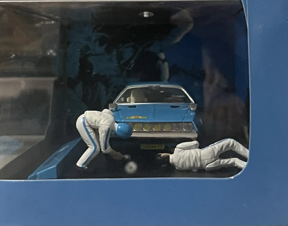 Altaya 1/43 Collection Michel Vaillant MV11 Vaillante Commando #98 5 Filles dans - Photo 3/4