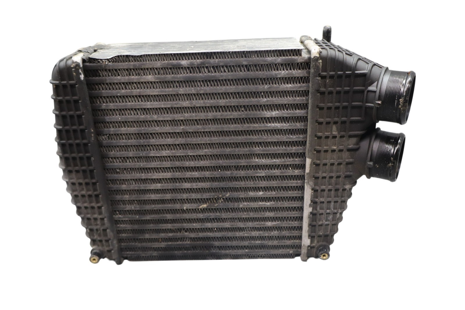 14-20 Maserati Ghibli Front Right Passenger Side Intercooler Black 670009833 Oem