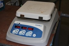 VWR 97042-714 7" X 7" Ceramic Hotplate and Stirrer "TESTED"