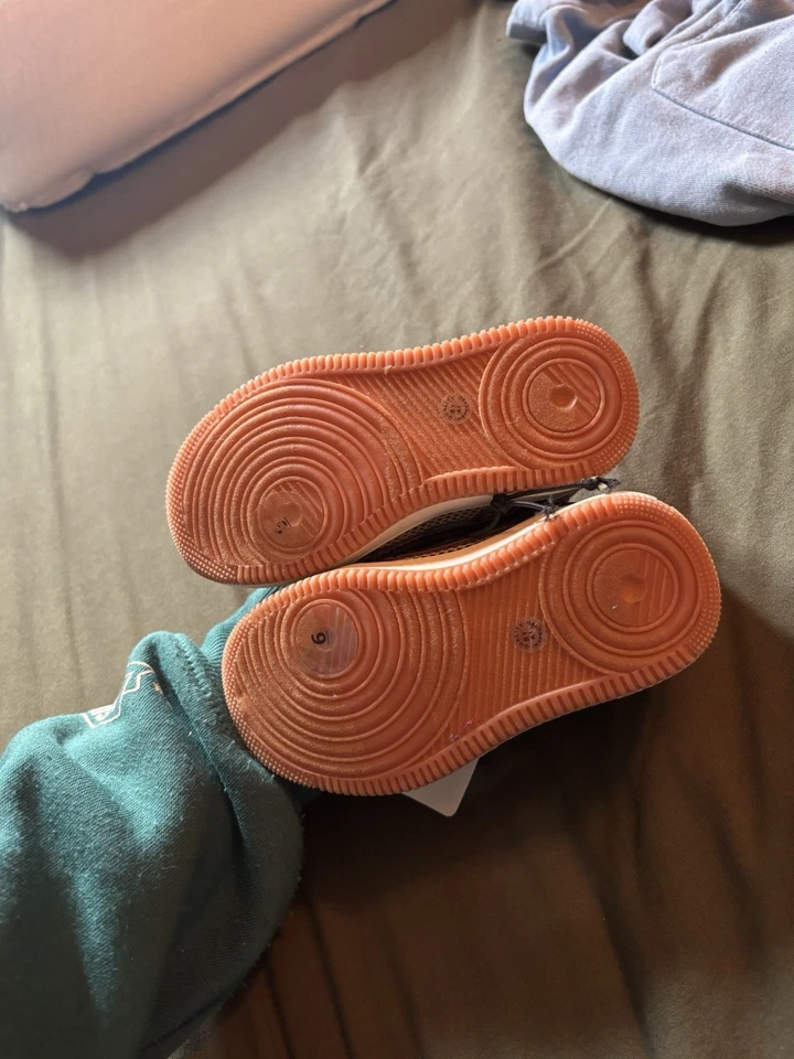 Zapatos de vestir para niños pequeños Foto 2 de 2