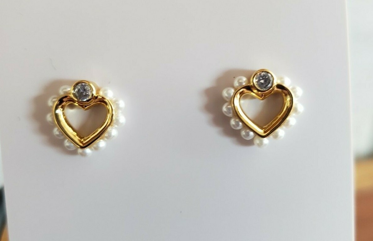 kate spade- Shining Spade- Pearl Heart Stud Earrings- Cream