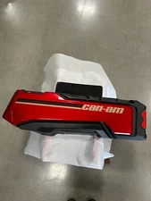 Can-Am Defender Limited Drivers side bed-Fiery Red Metallic
