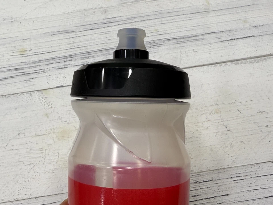 Botella de agua Look Proteam (translúcida) 650 ml Foto 3 de 4