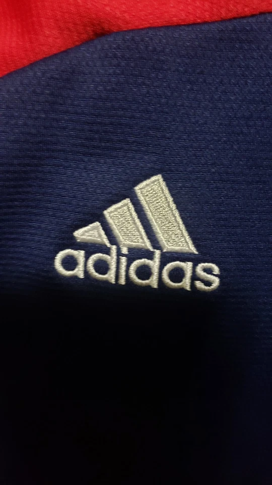 JAQUETA CHICAGO FIRE MLS SOCCER ADDIDAS 2XL MASCULINA AZUL VERMELHA ZÍPER COMPLETO EXCELENTE ESTADO - Imagem 3 de 4