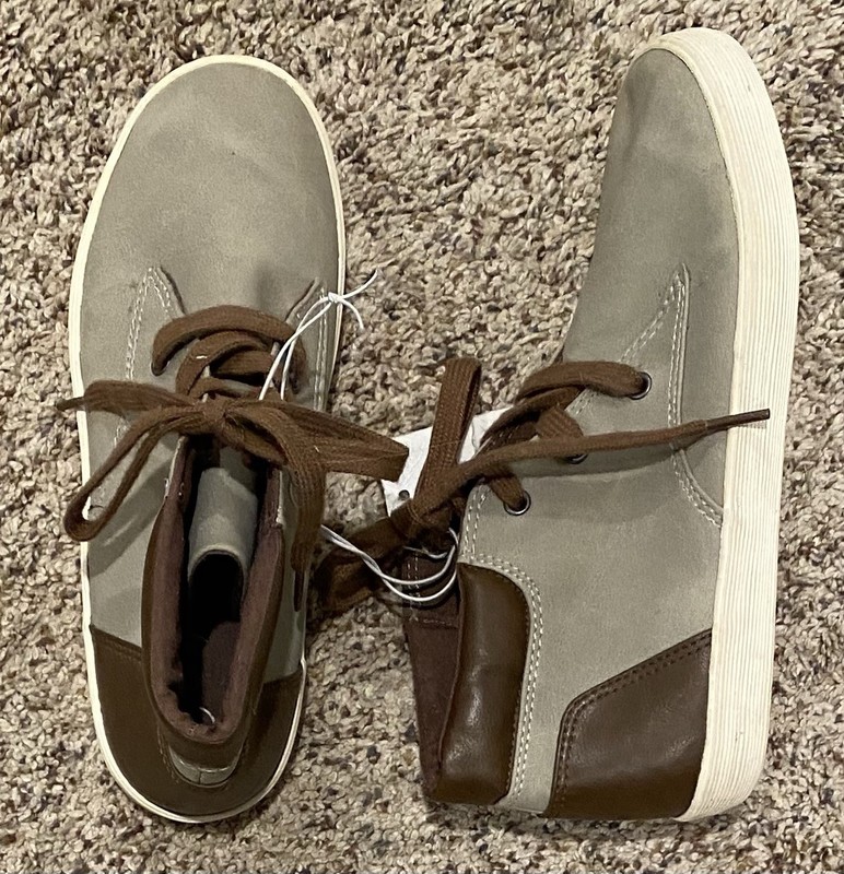 Youth Boys Gray Brown Cat & Jack Ankle Boots Size 4