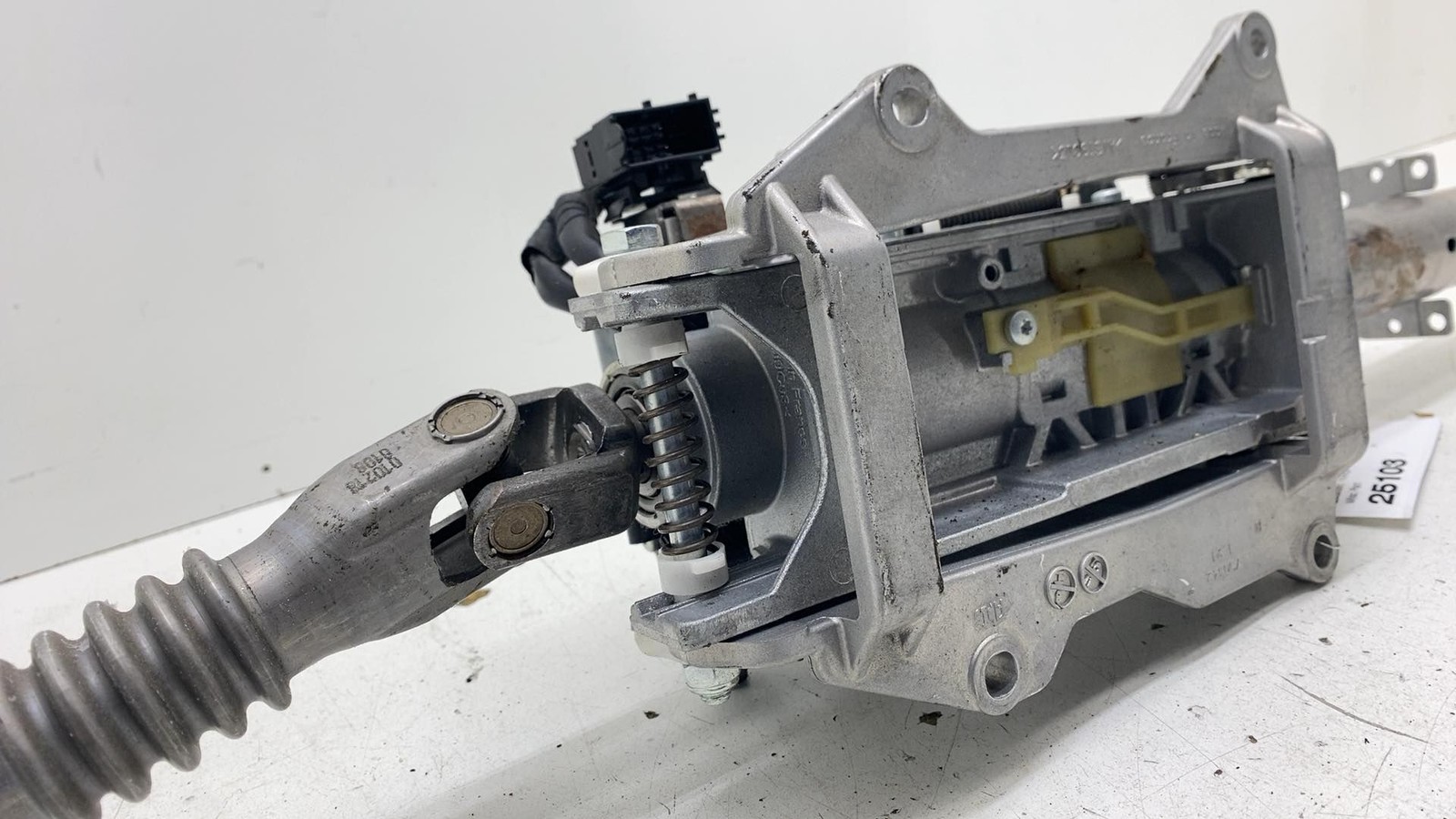 ⭕2014-2021 Maserati Ghibli Power Adjust Steering Column w/ Shaft RWD 06700387800