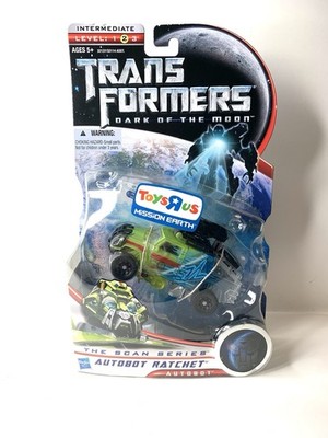Autobot Ratchet Scan Transformers Dark Of The Moon DOTM Figure Hasbro Toys R Us