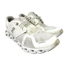 On Cloud 5 Undyed White / White Running Shoes Womens Size 10.5