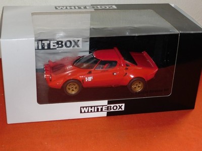 1:24 Lancia Stratos HF 1975 von WhiteBox in Rot - Neu + OVP