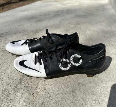 Nike GS Concept II ACC FG 579796 101 Football Soccer Cleats US9 EUR42.5 *READ