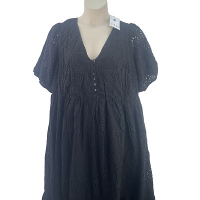 Yours Curve Broderie Anglaise Stufen Maxikleid, Gr. UK 20, schwarz