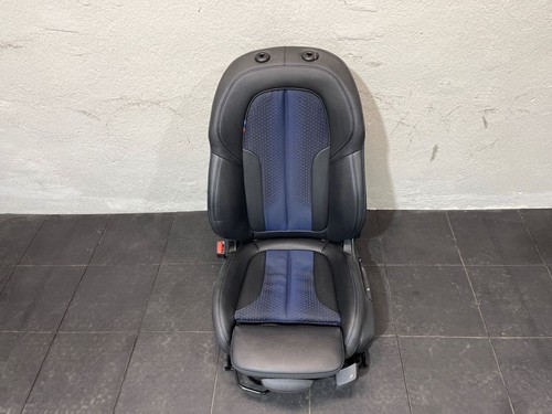 BMW 1 F40 2023 Links Fahrersitz M-sport M-paket Blaue Nähte UK RHD