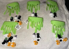 LOT OF 6 TARGET BULLSEYE GLOW IN THE DARK SLIME TUMBLER SLEEVE W/ 13 TOPPERS