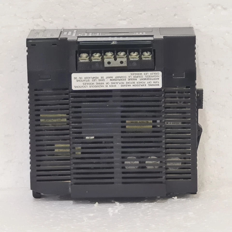 GE FANUC IC693PWR321U Standard Power Supply, 120/240 VAC or 125 VDC Input - Image 4 of 4