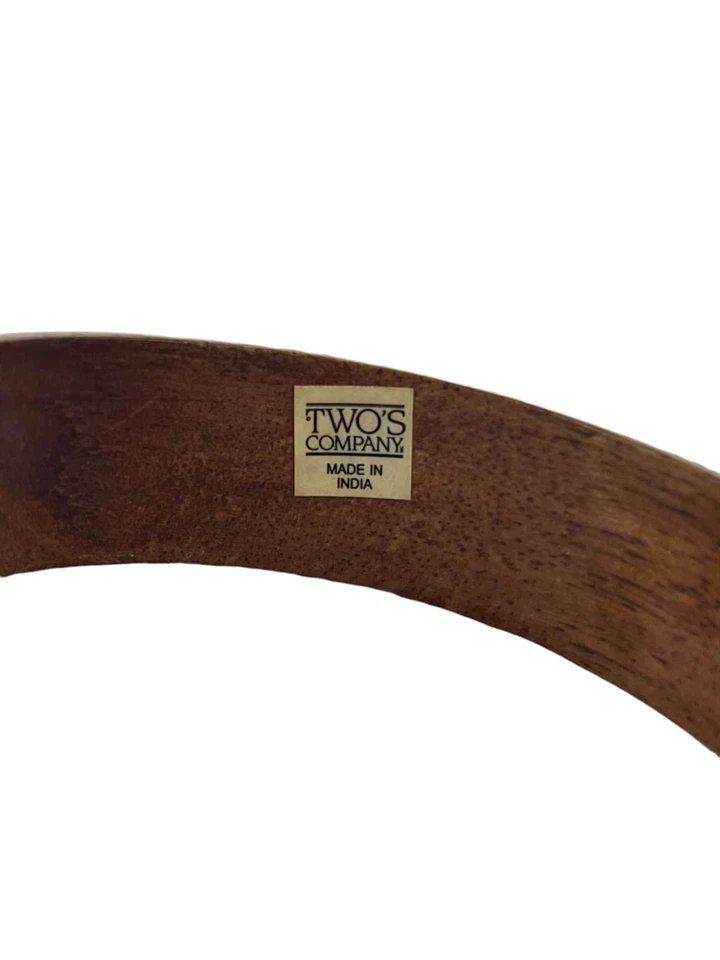 Brazalete de madera TWO'S COMPANY turquesa y coral latón con joyas tachuelas Foto 3 de 4