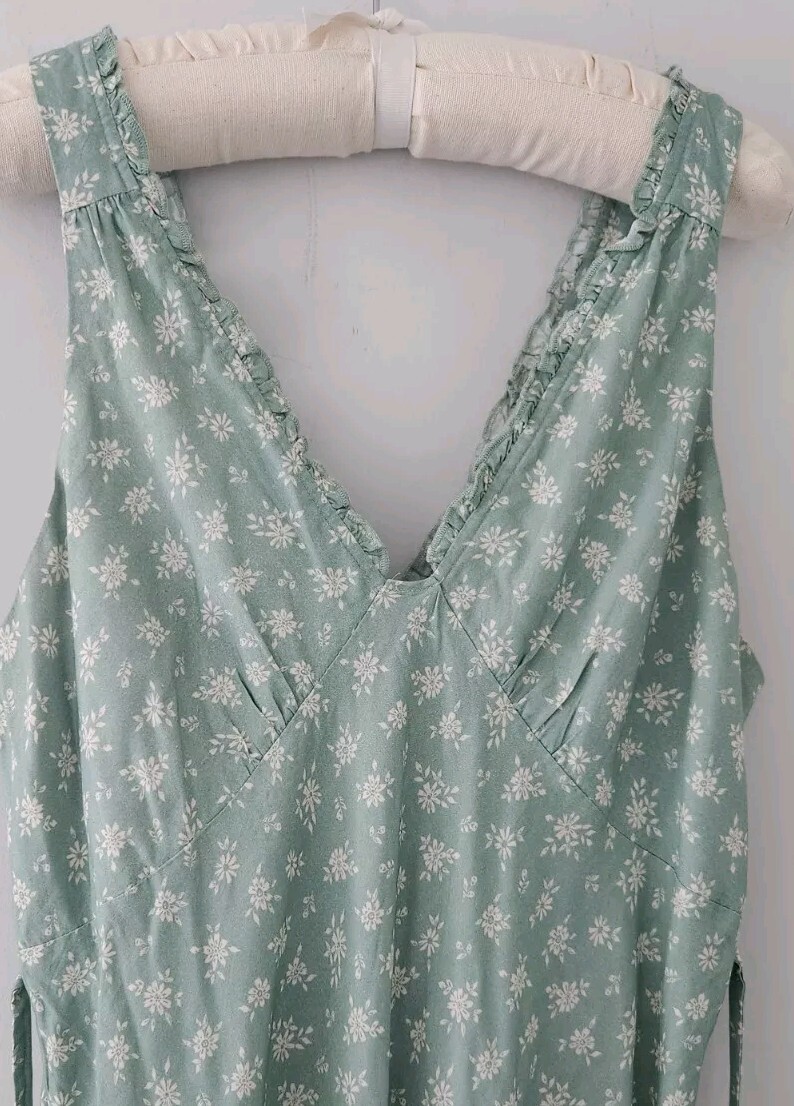 AUGUSTE The Label Light Green Floral Print Boho Style Maxi Dress! Size 12 |  eBay