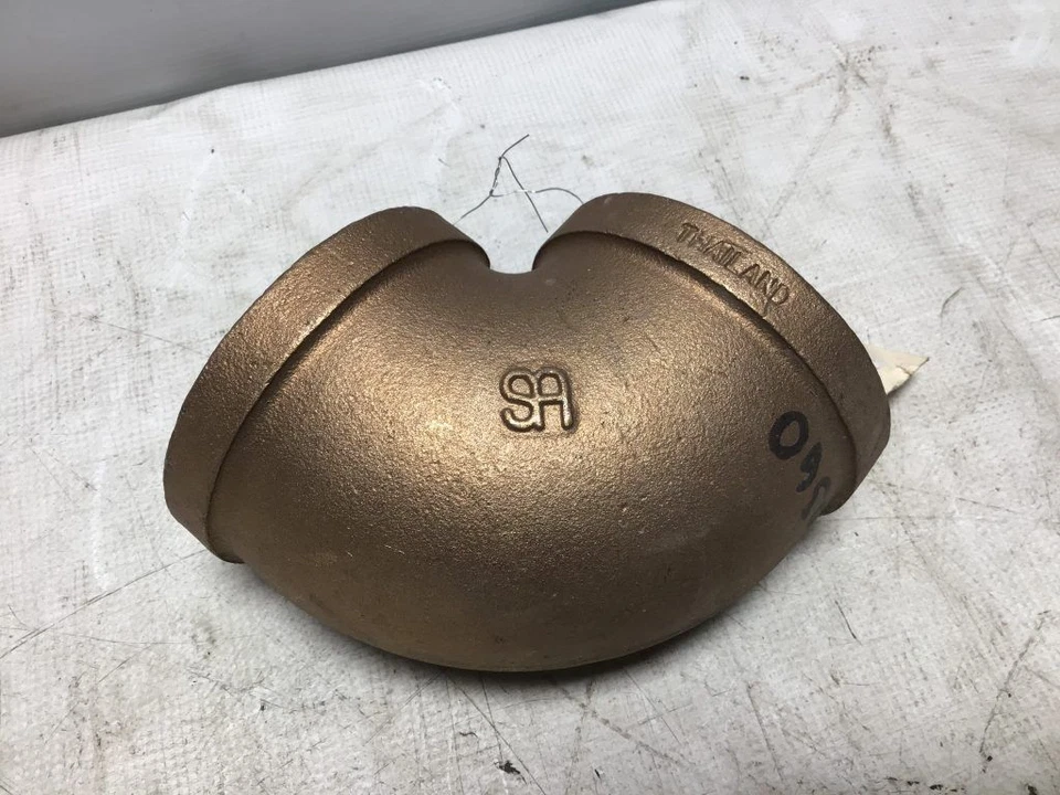 3” FNPT Threaded Brass Elbow Pipe Fitting 90° - Image 2 of 3