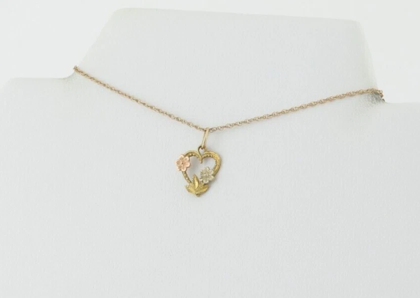 Collar Corazón Oro Amarillo 14k con Flores Cadena 18" Foto 3 de 4