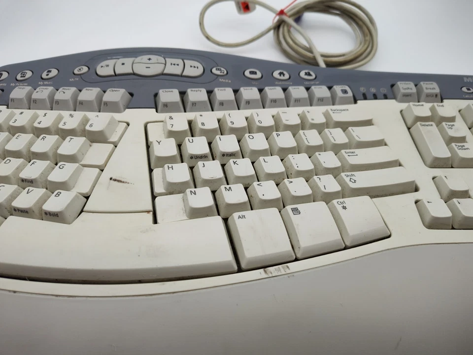 VINTAGE-Microsoft Natural MultiMedia Keyboard 1.0A Ergonomic-RT9470-X802506-002 - Image 4 of 4