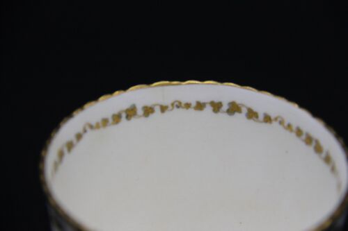 Early 1800s Porcelain Cup & Saucer with Blue & Grey Stripes and Gold Ivy Pattern - Picture 17 of 17
