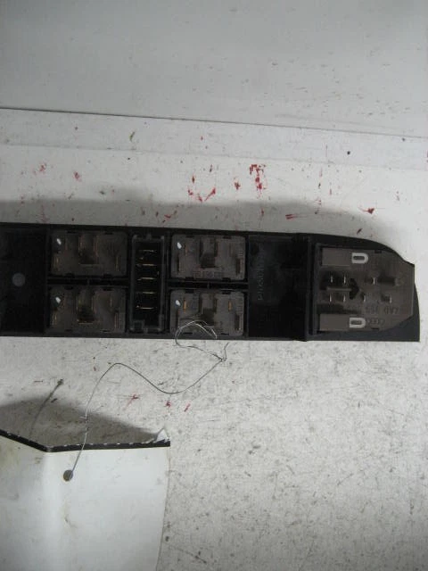 INTERRUPTOR VENTANA AUDI 100 1991 91 58831 Foto 4 de 4