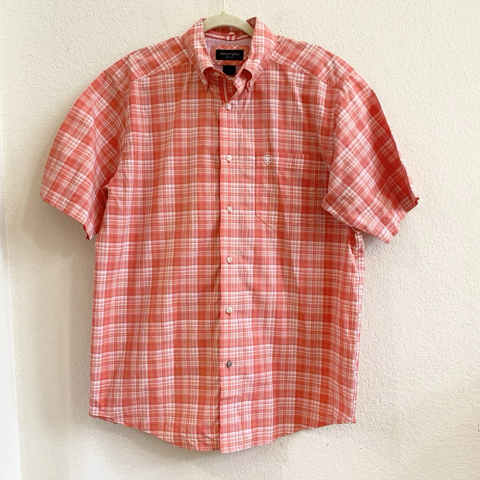Ariat Shirt Mens M Pro Series Orange Plaid Button Up Fishing Camp Lightweight
