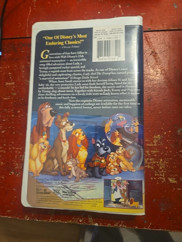 Lady and the Tramp VHS Disney Clamshell Masterpiece Acceptable-G Condition - Image 2 of 3