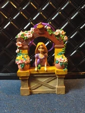 Disney Sketchbook Ornament- TANGLED Rapunzel and Pascal Tested Works Singing 