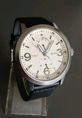 Herrenuhr Guess Multifunction. Lederarmband Uhren. 