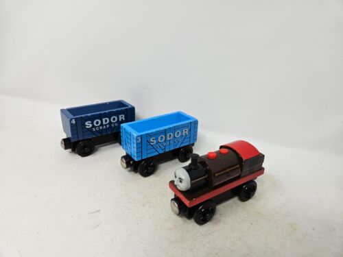 Thomas & Friends Ferrovia in legno Bertram rottami auto 3 e 4 treno serbatoio motore ottime condizioni - Foto 2 di 5