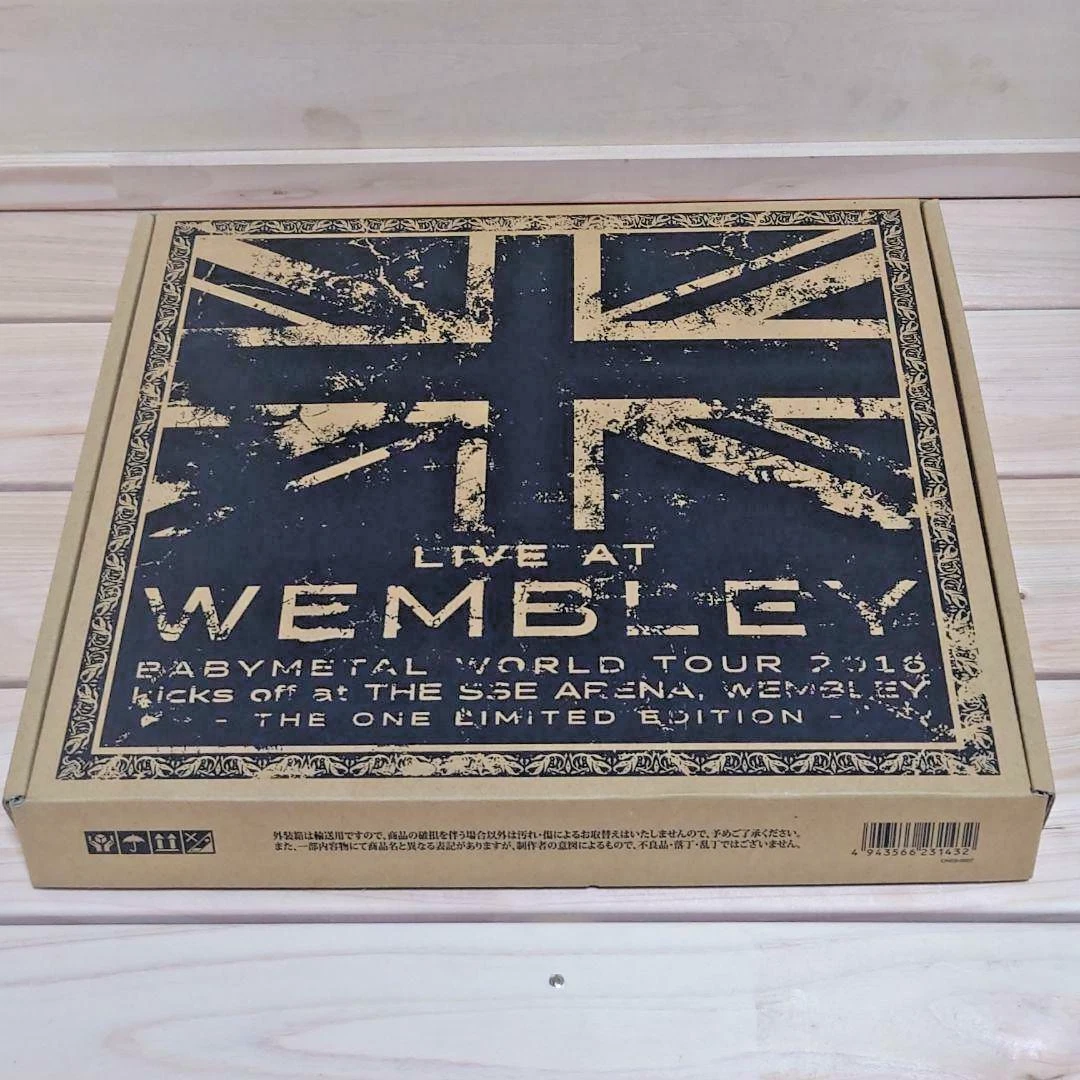 BABYMETAL WORLD TOUR 2016 THE SSE ARENA WEMBLEY THE ONE LIMITED