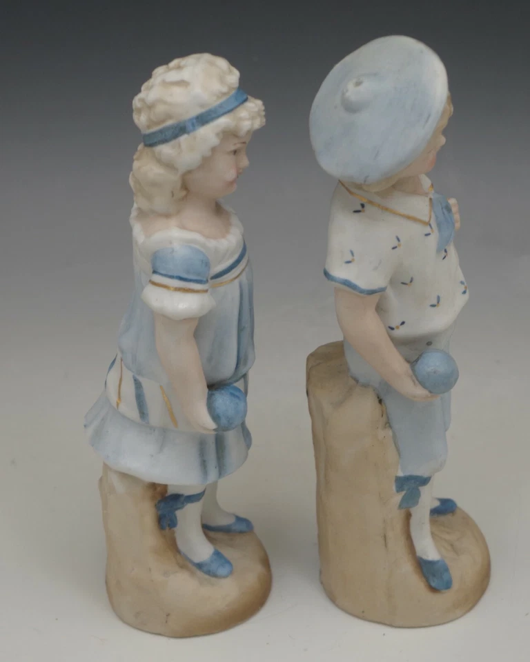 ANTIGUAS FIGURAS DE TENIS DE PORCELANA BISQUE NIÑO Y NIÑA ¿PAR HEUBACH? Foto 2 de 4