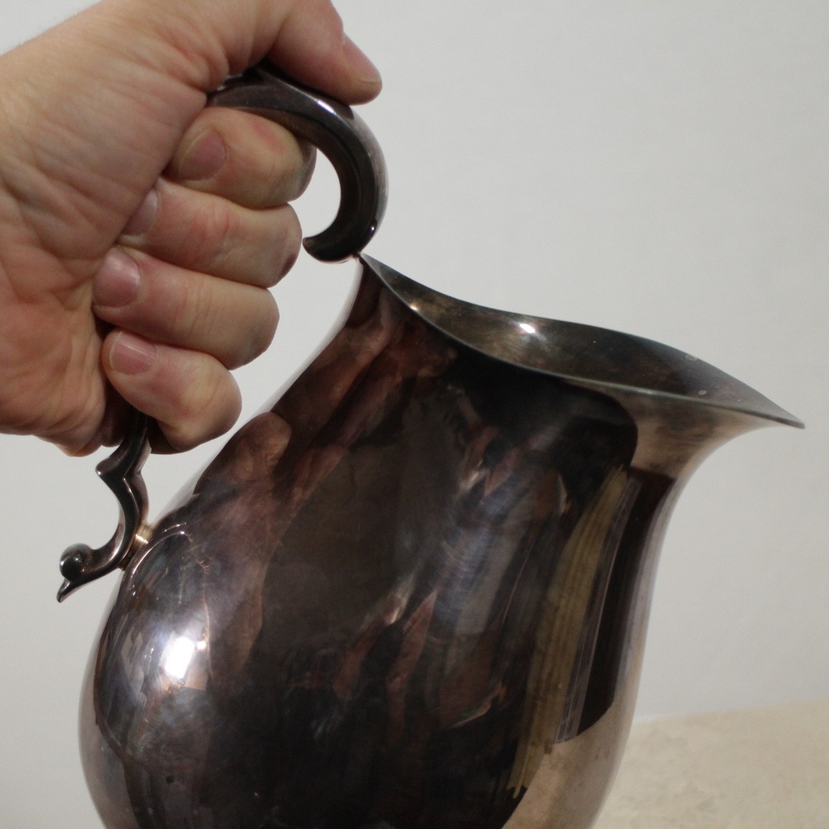 REED & BARTON silver-plate water wine iced tea PITCHER 3 1/4