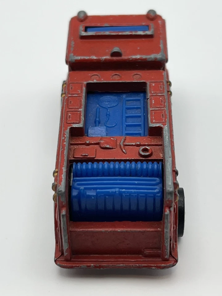 Hot Wheels Original Redline - 1976 Fire-Eater Firetruck - Image 4 of 4