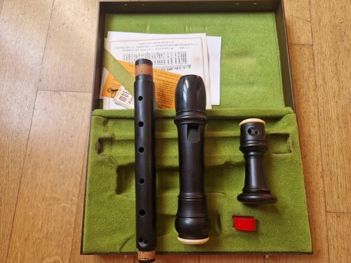 MOECK EBONY ALTO SWEET FLUTE WITH DECORATIVE IVORY RINGS (BAROQUE)